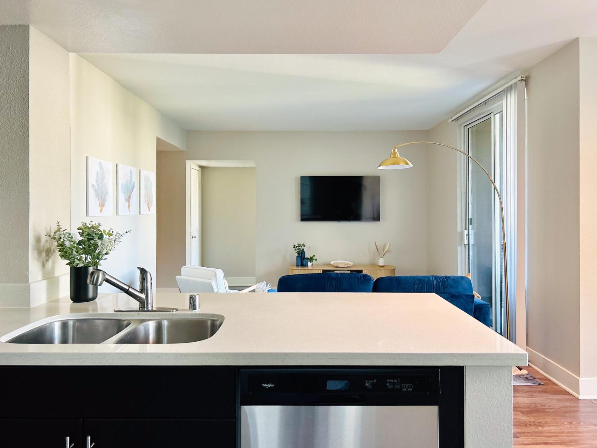 2Bd 2Ba Santa Monica Apartment With Relaxing Pool View Los Angeles Eksteriør bilde
