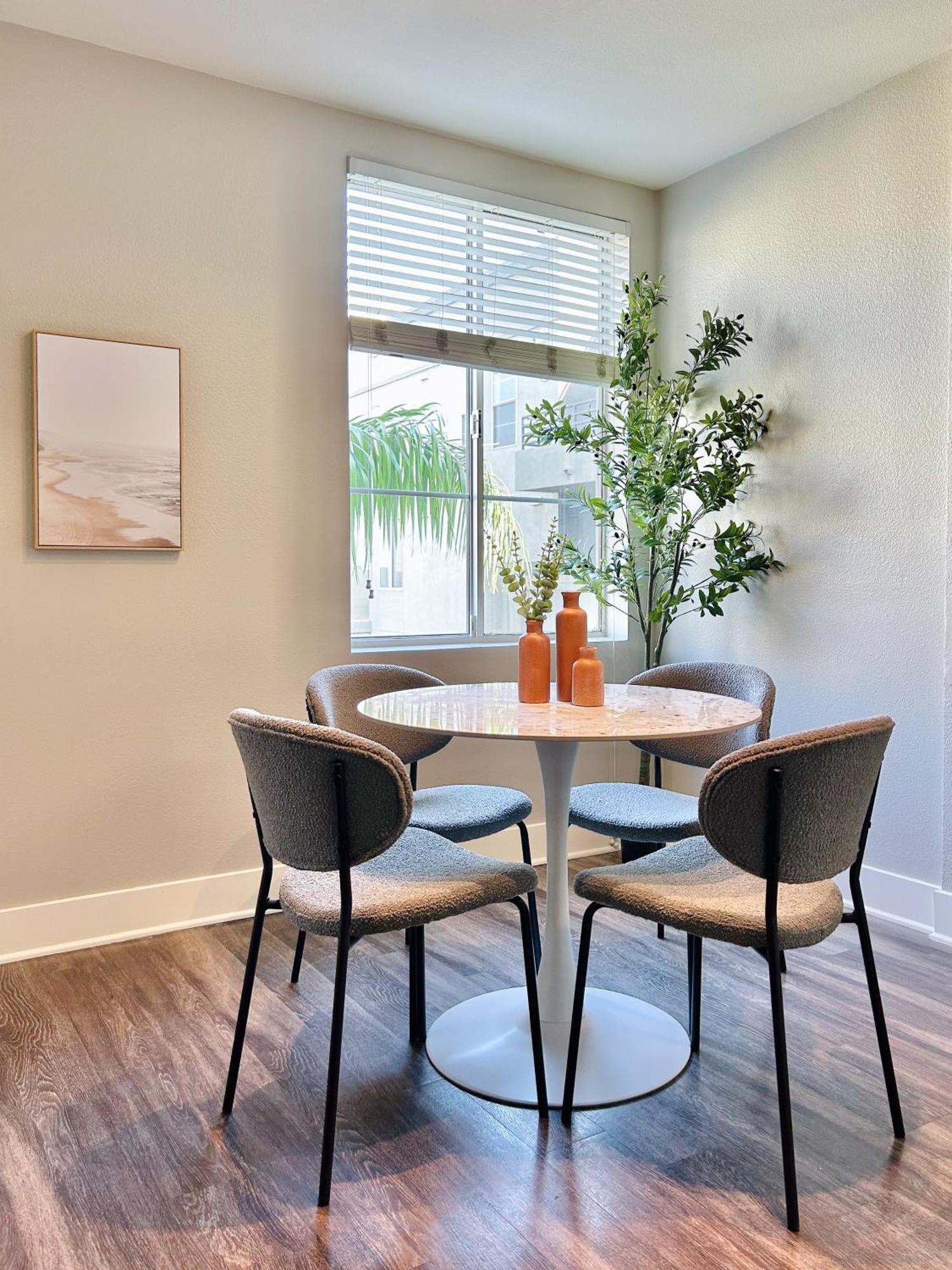 2Bd 2Ba Santa Monica Apartment With Relaxing Pool View Los Angeles Eksteriør bilde