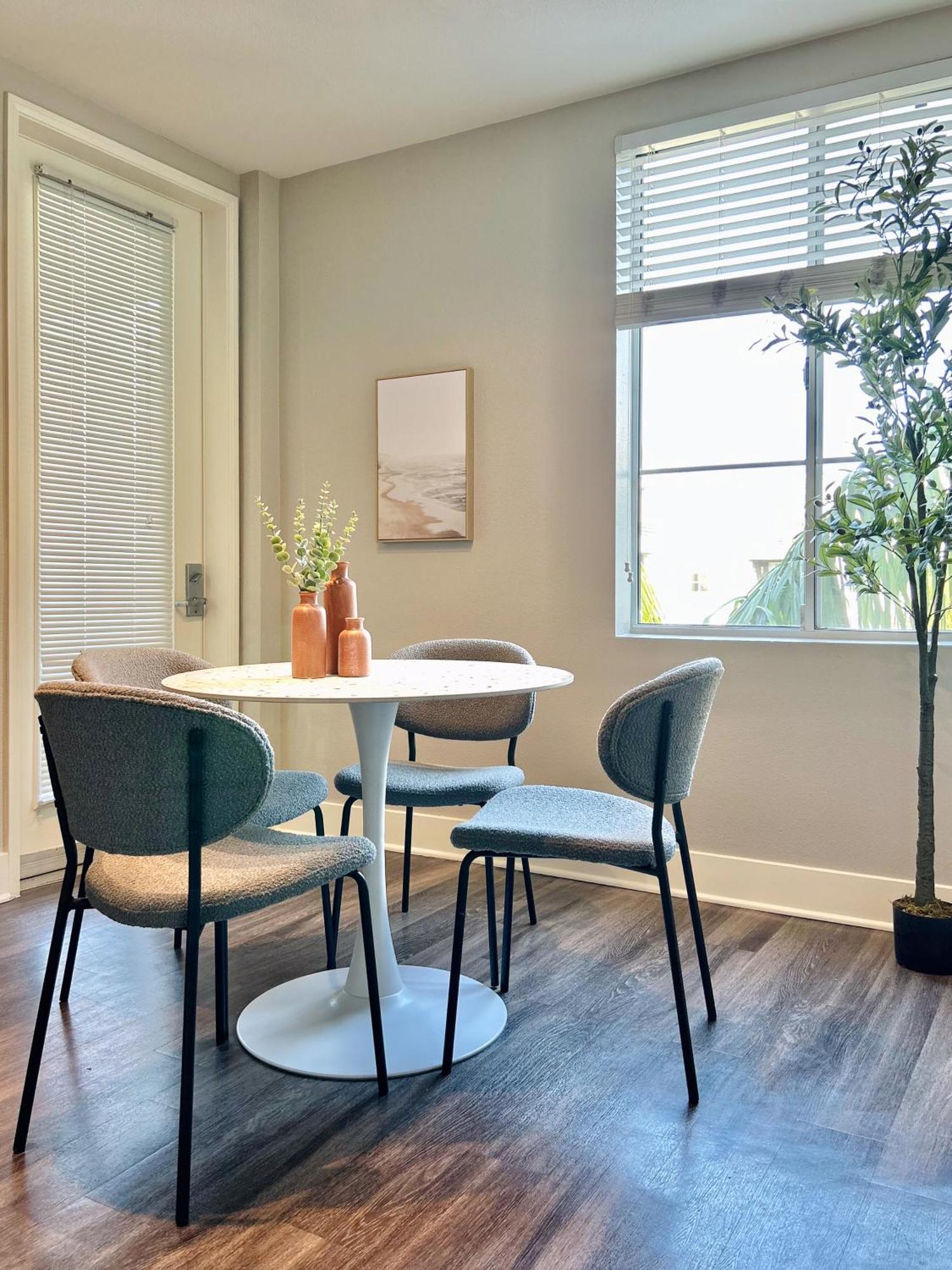 2Bd 2Ba Santa Monica Apartment With Relaxing Pool View Los Angeles Eksteriør bilde