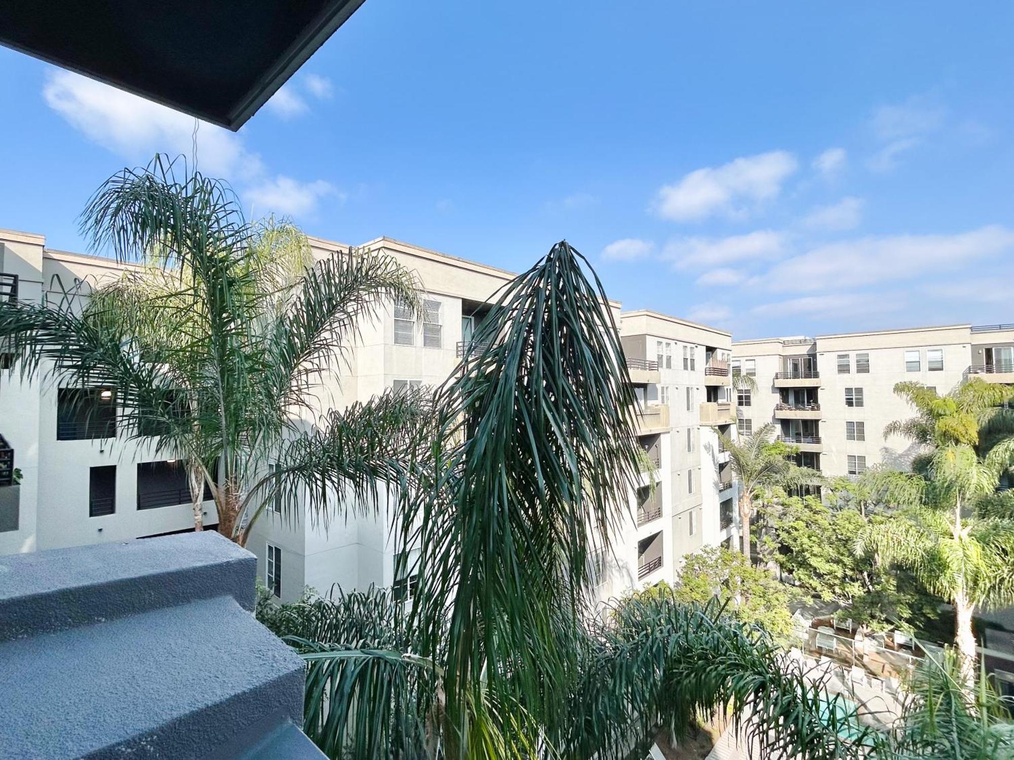 2Bd 2Ba Santa Monica Apartment With Relaxing Pool View Los Angeles Eksteriør bilde