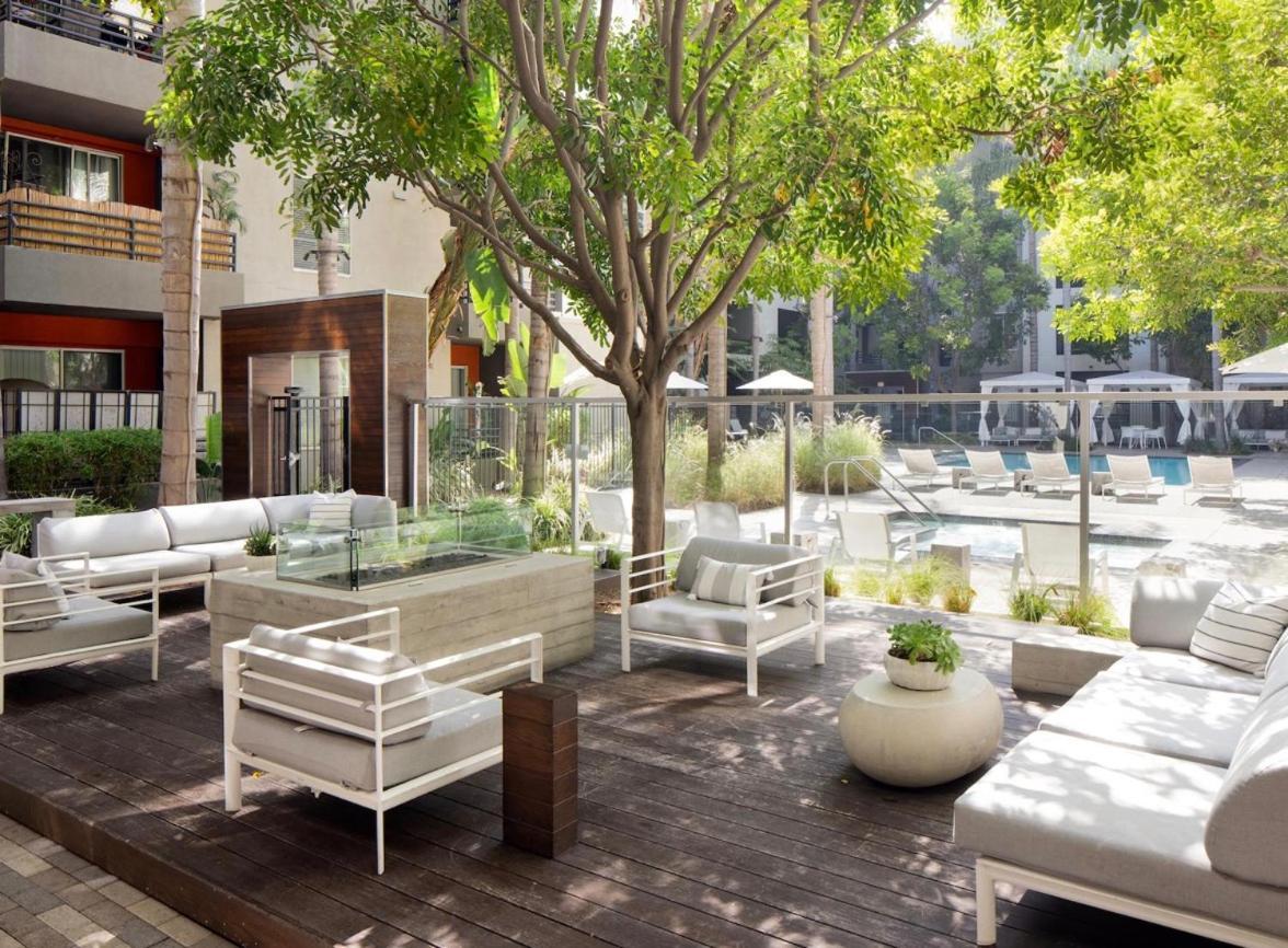 2Bd 2Ba Santa Monica Apartment With Relaxing Pool View Los Angeles Eksteriør bilde